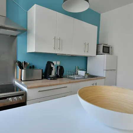 Le 44 - T2 Renove Moderne Et Confortable En Centre-ville * Montluçon